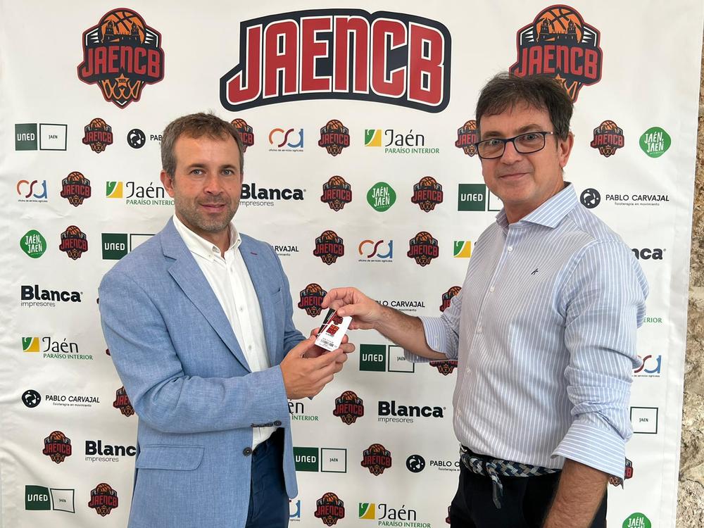 El Ayuntamiento respalda la nueva temporada del Jaén Club de Baloncesto con equipos femenino y masculino en ligas nacionales y una cantera de más de 400 niños y niñas en la ciudad