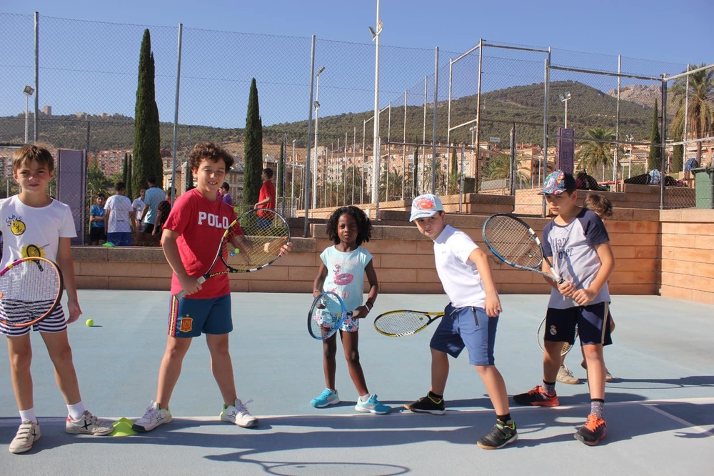 ESCUELAS VERANO CONVOCATORIA PLAZAS