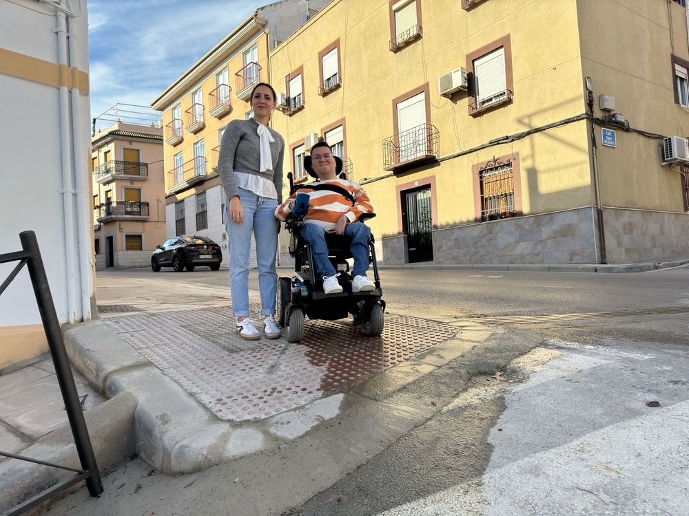 Intervencin en la calle Fuente de la Pea