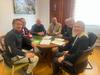 Haga click para ampliar imagen: 2025.04.23 Foto reunin con asociacin campistas Aire Libre Jan