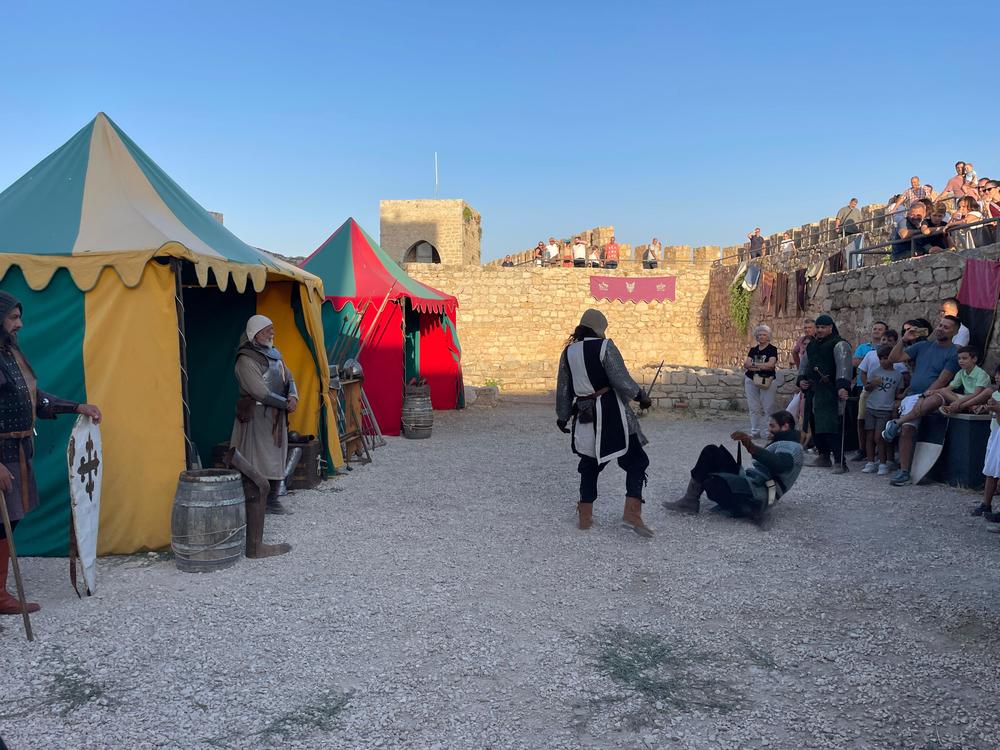 moradores del castillo