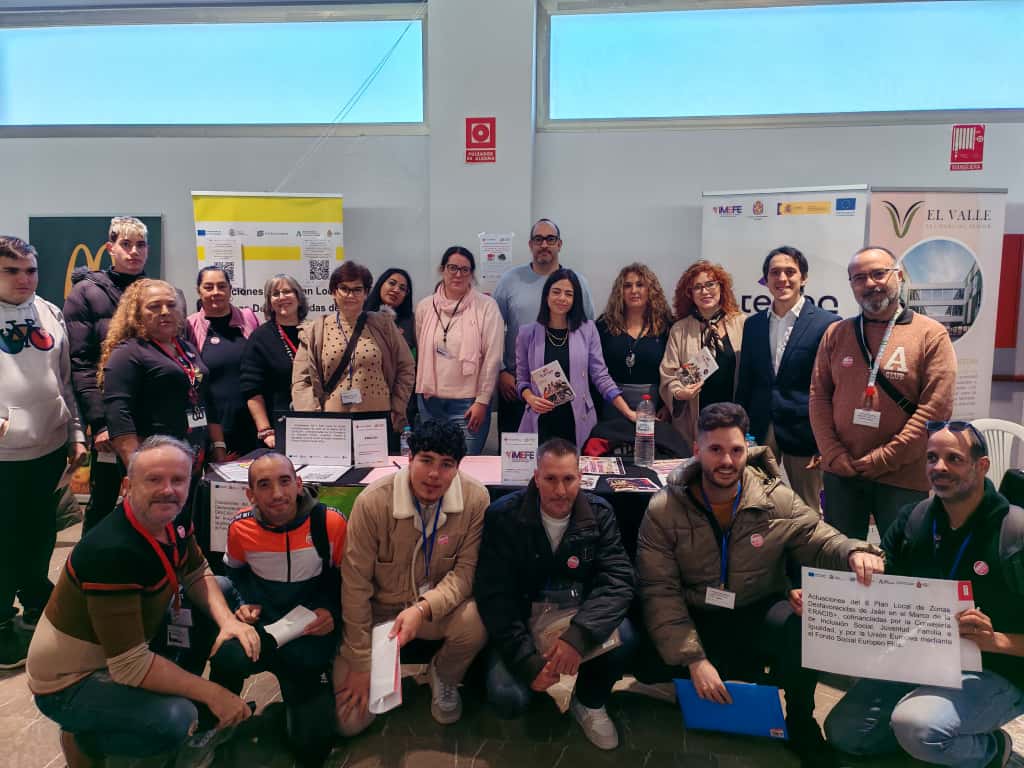 Foto III Feria Empleo Cruz Roja