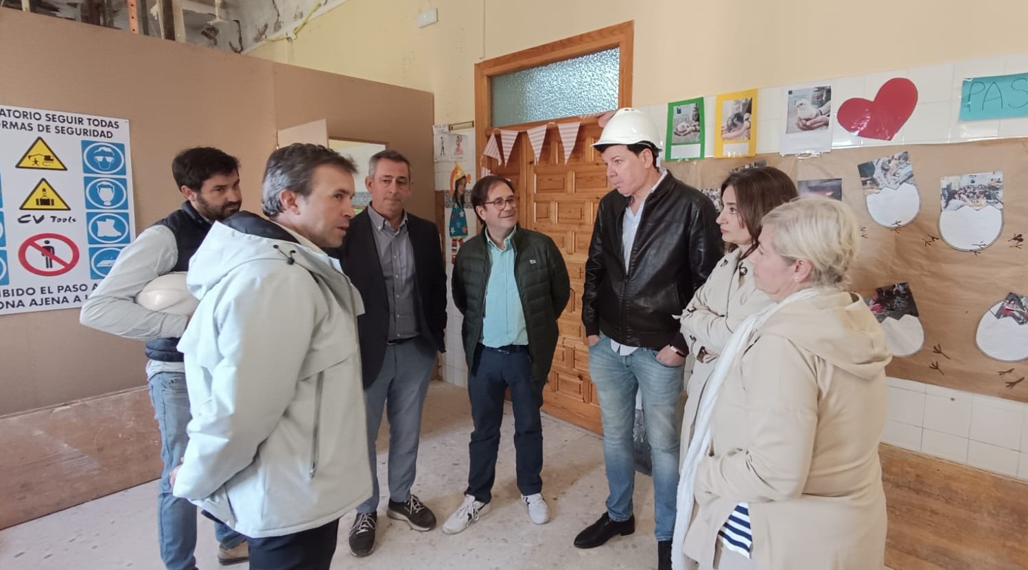 Haga click para ampliar imagen: Foto Trabajos CEIP Jes�s Mar�a