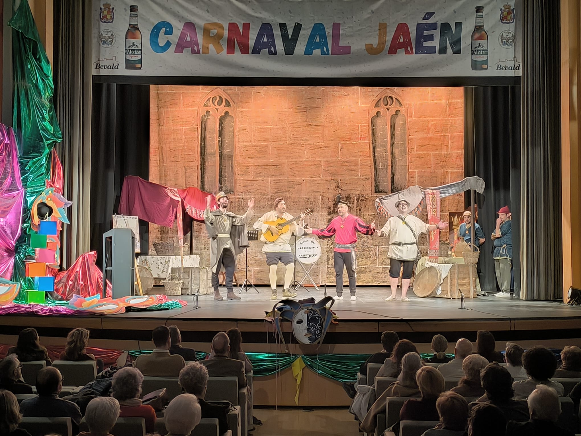 2026.02.12 Foto 5 Preg�n a cargo de la chirigota Los Mimos 