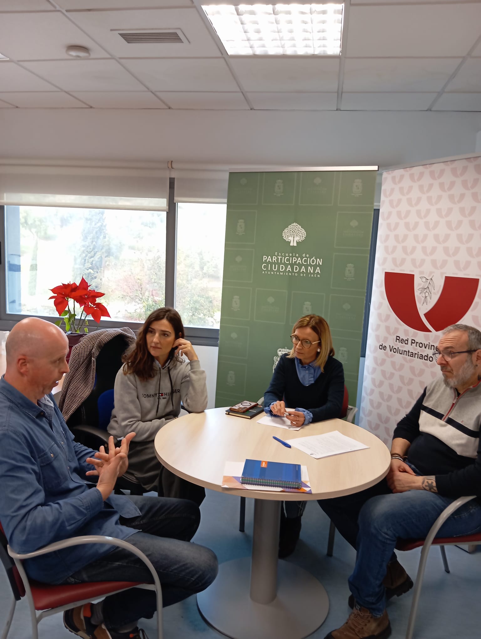 Foto  Convenio Red Provincial de Voluntariado para reforzar la Escuela de Participaci�n Ciudadana