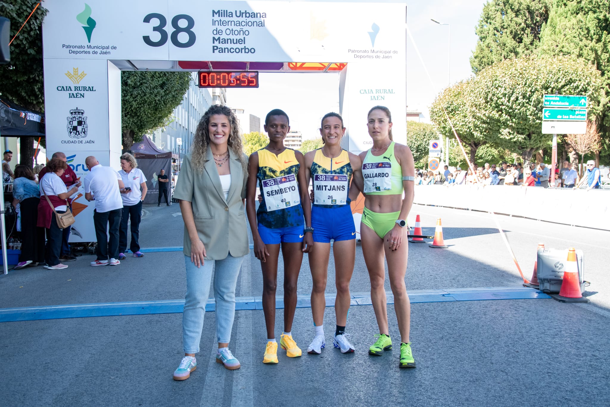 �lite femenina tres primeras